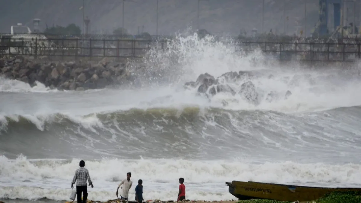 Cyclone Ditwah in Sri Lanka (CREDIT-SM)