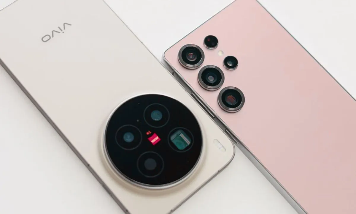 Samsung Galaxy S26 Ultra 5G vs Vivo X300 Ultra