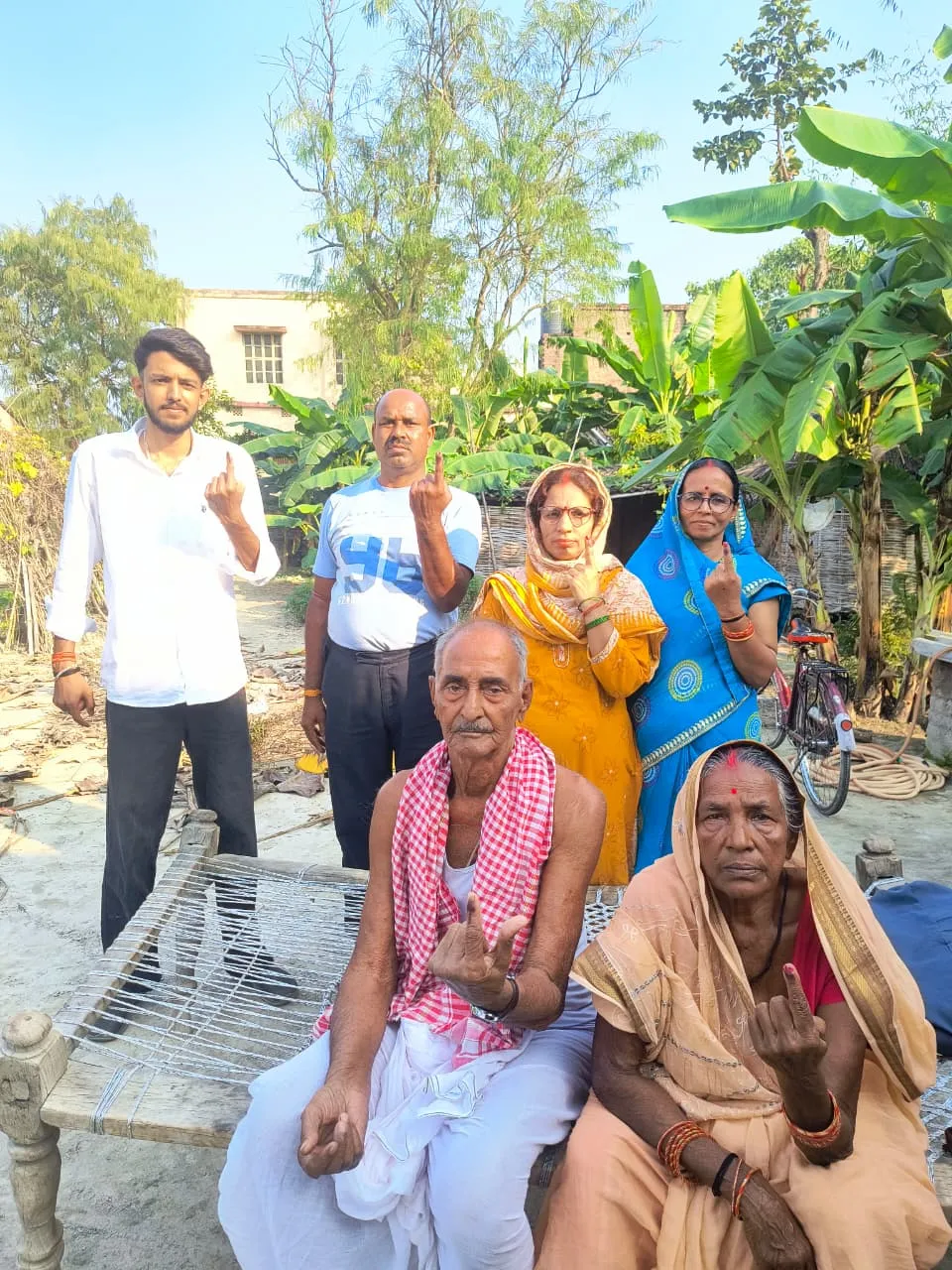 बिहार में पहले फेज की वोटिंग जारी