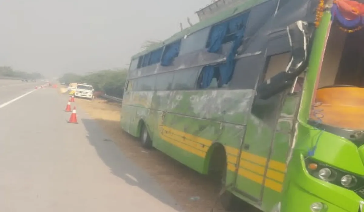 Yamuna Expressway Accident
