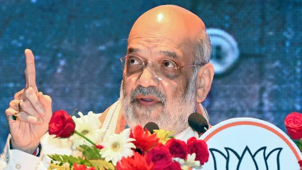 अमित शाह ने साधा निशाना