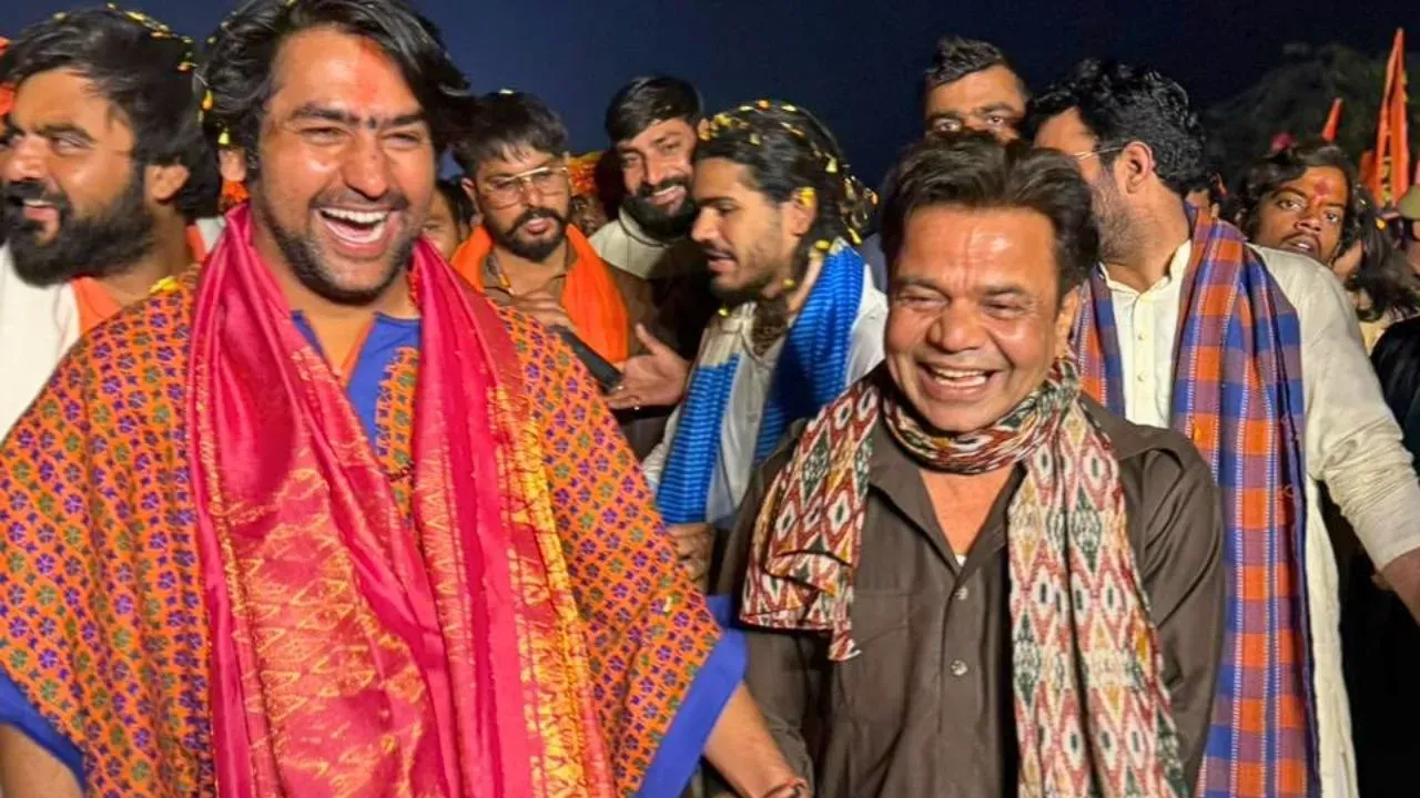 Bollywood stars in Padyatra- Source : Social Media