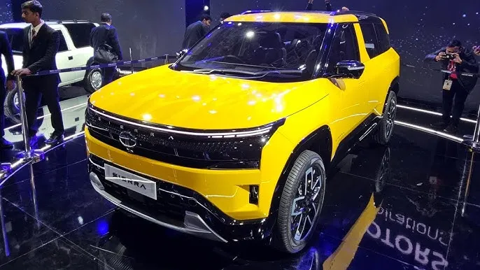 Tata Sierra ICE vs Tata Harrier EV(credit S-M)
