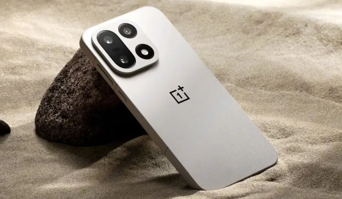 iQOO 15 Vs OnePlus 15 Comparison