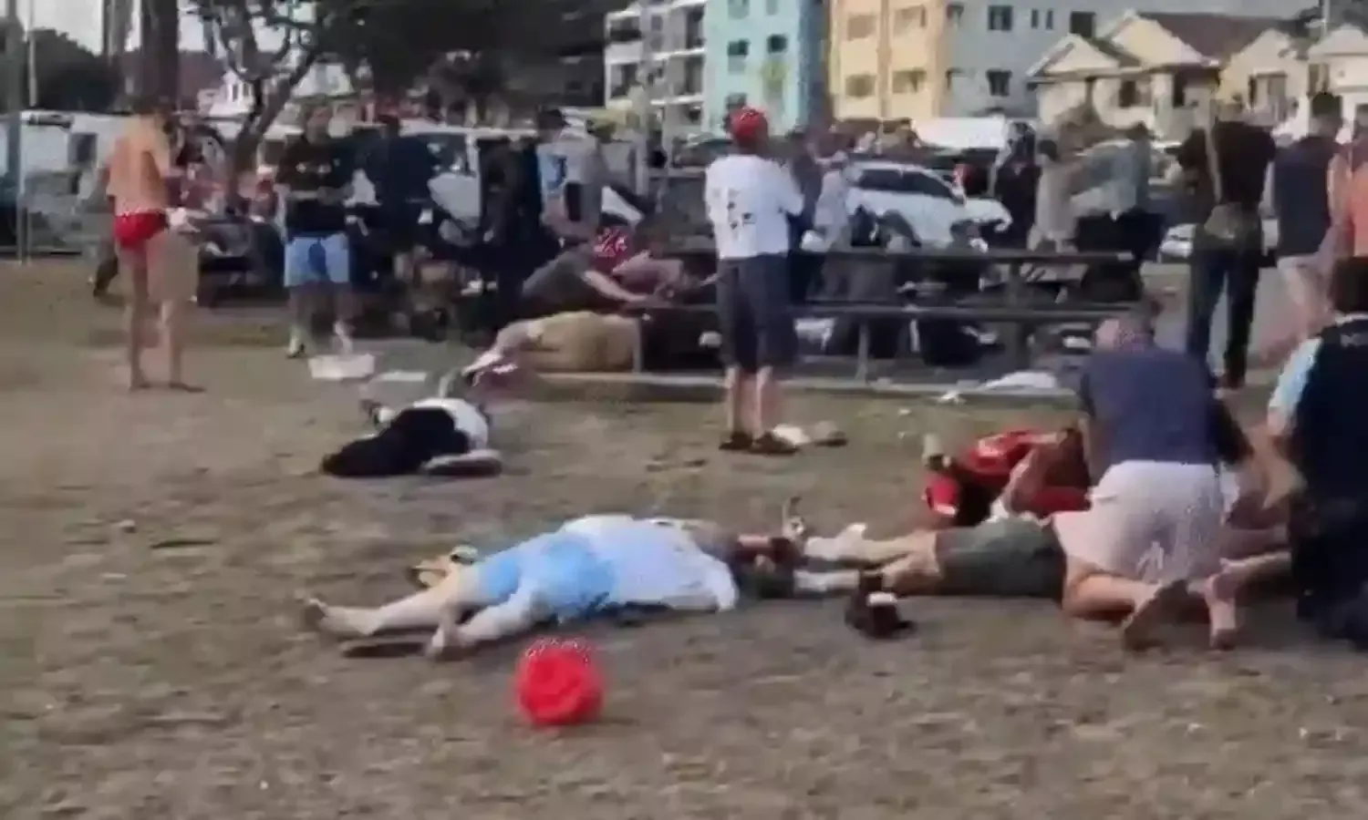 Bondi Beach Shooting Viral Video ( credit S-M )