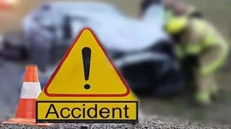 Ferrari Accident Kolkata (credit-sm)