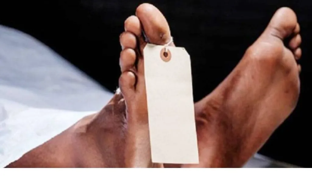 Amausi Airport Lucknow Heart Attack News