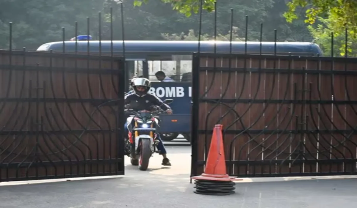 Delhi School Bomb Threat