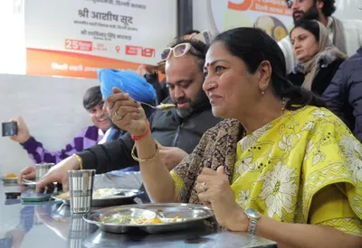 Atal Canteen in Delhi