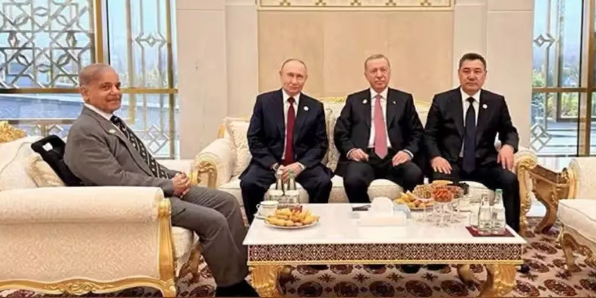 Putin Shehbaz Sharif Meeting (credit-sm)