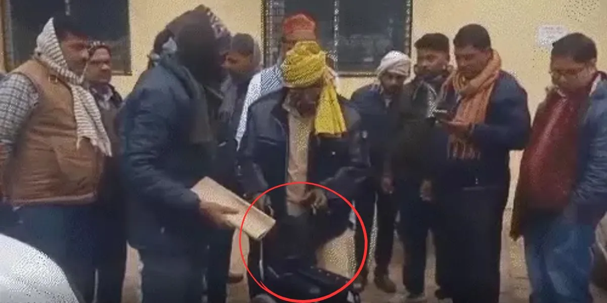 Sultanpur Wheelchair Viral Video (Image- Social Media)