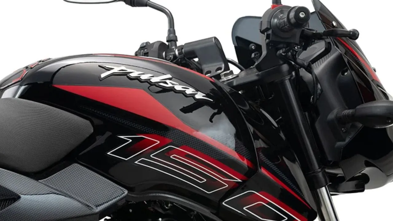 New Bajaj Pulsar 150 Launched (credit s-m)