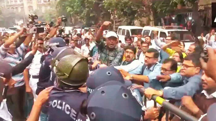 Kolkata BLO Protest (CREDIT S-M)