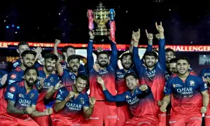 RCB Star ने खोले Tamil Nadu के धागे, 45 गेंदों में जड़ा शतक