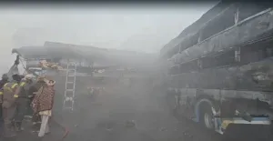 Collision Yamuna Expressway