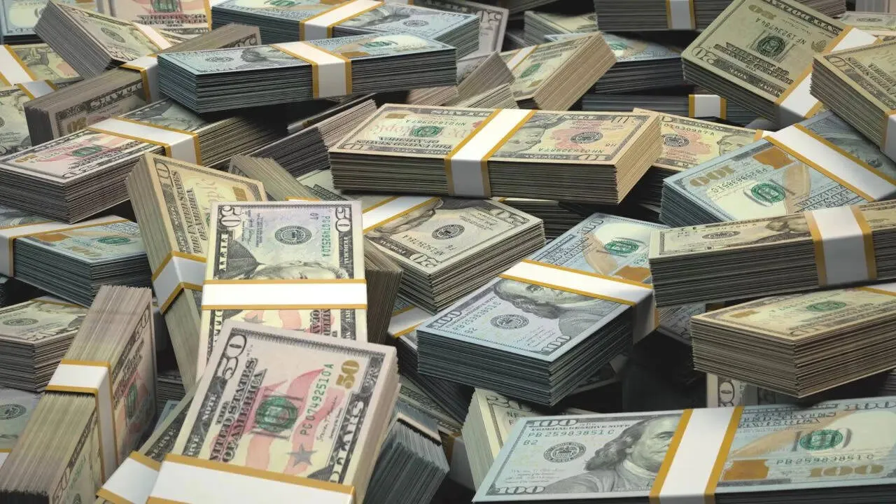 Why is Dollar Crashing (Image- Social Media)