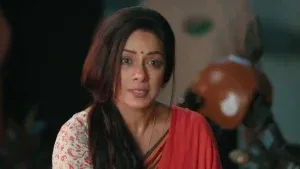 Anupama Beats Varun