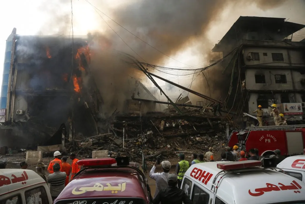 Pakistan Mall Fire Update