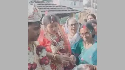 Bride catches rasgulla video