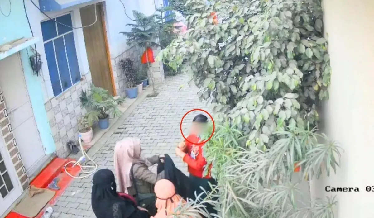 Class 12 Student Burqa Controversy