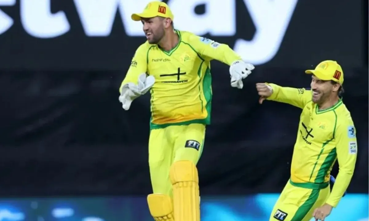 Donovan Ferreira Shoulder Injury