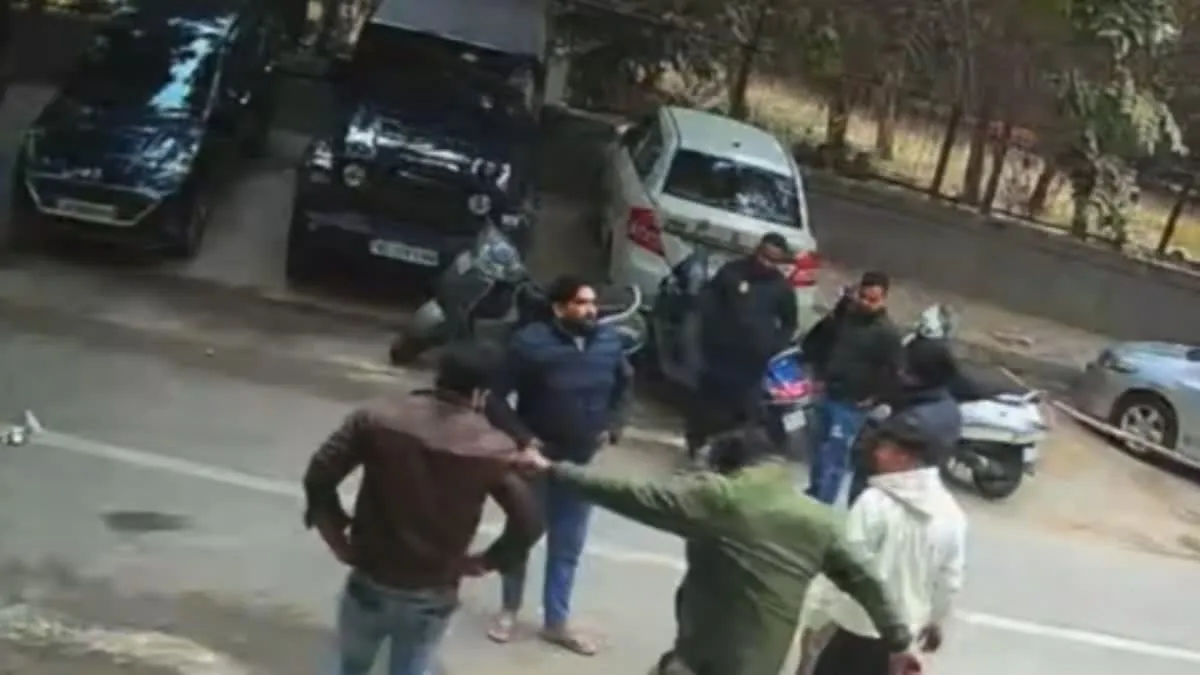 Laxmi Nagar Viral Video