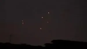 जम्मू-कश्मीर में LoC के पास देखे गए पाकिस्तानी ड्रोन; पुंछ, राजौरी और सांबा में घुसपैठ की कोशिश, सुरक्षा एजेंसियां हाई अलर्ट पर