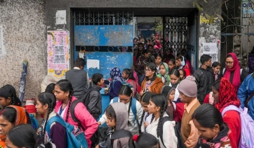 School Closed in Delhi NCR