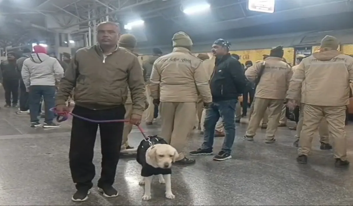 Tejas Rajdhani Express Bomb Threat