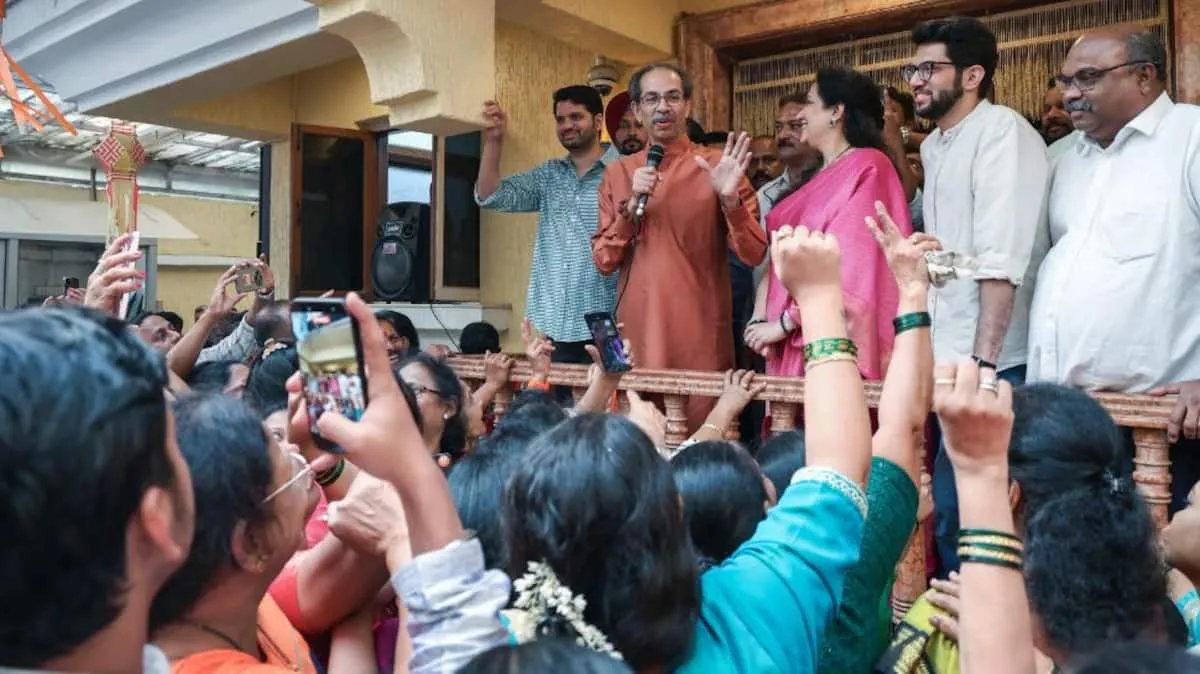 Uddhav Thackeray 4 Councillors Missing