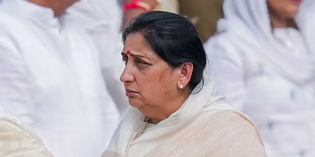 Sunetra Pawar New Deputy CM