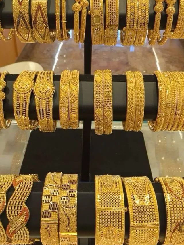 GOLD SILVER RATE TODAY 30 JAN: सोना-चांदी में भूचाल! चांदी ₹5,00,000 के पास, देखें 30 जनवरी का ताजा रेट