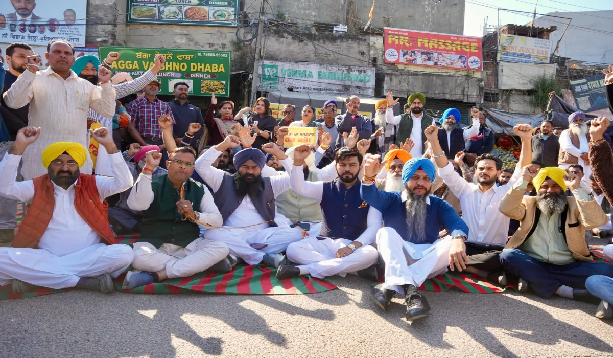 AAP protest Punjab Anti-Dalit Congress