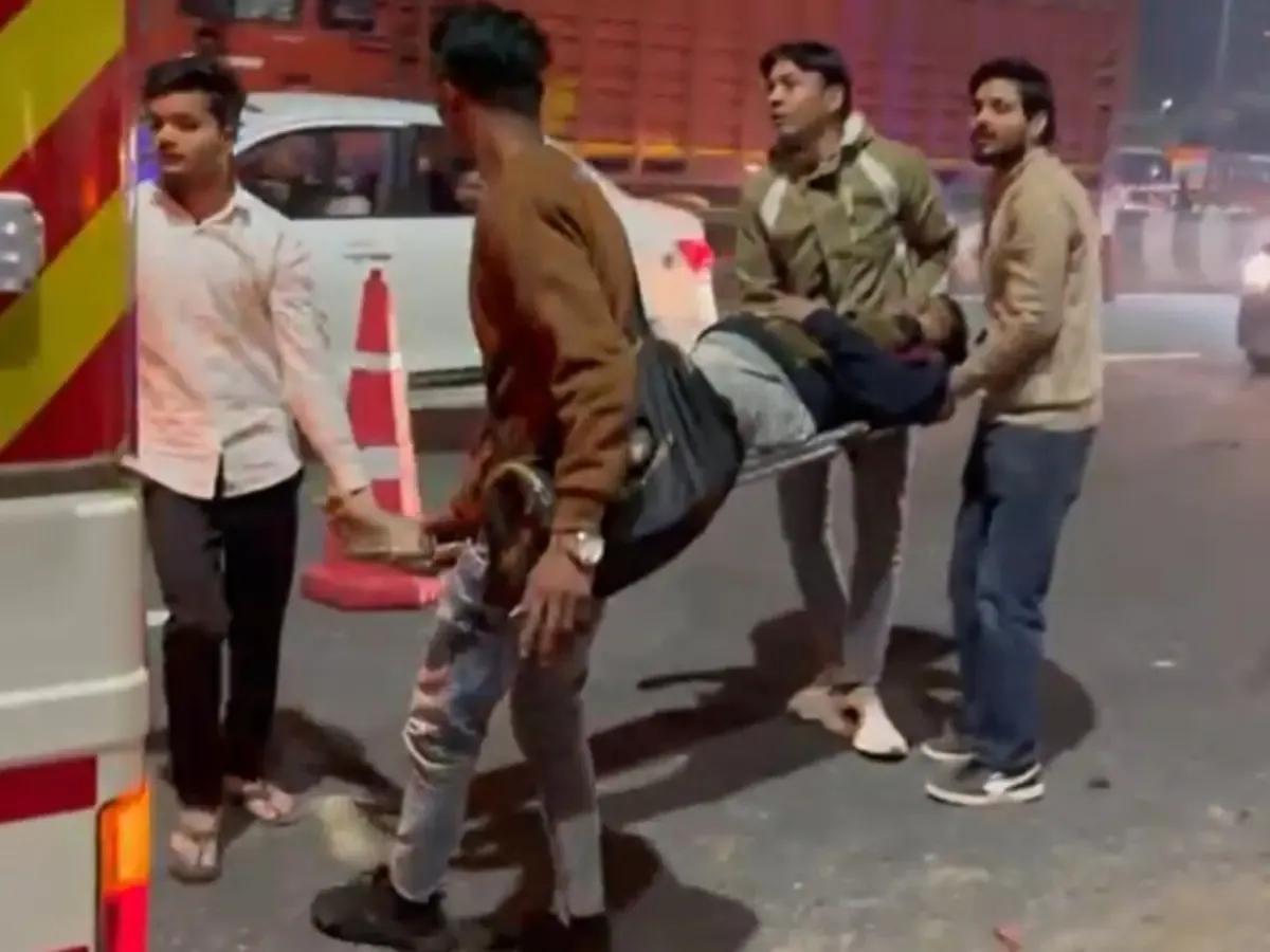 Noida Sector 62 Accident