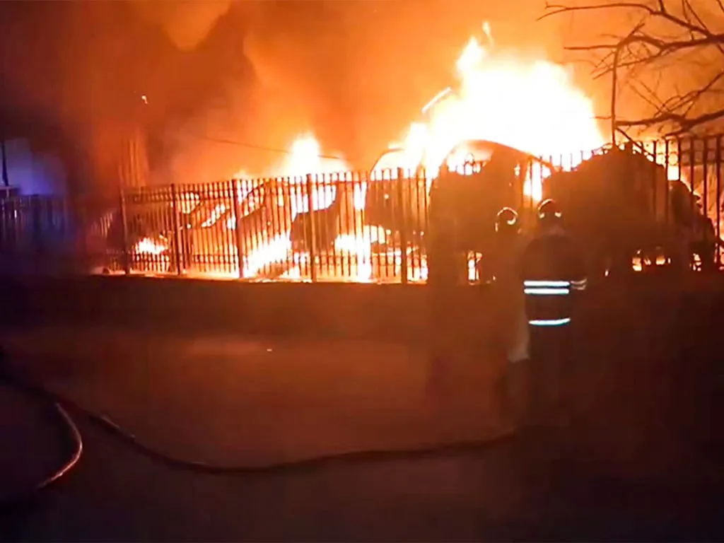 Vikaspuri Bus Catches Fire