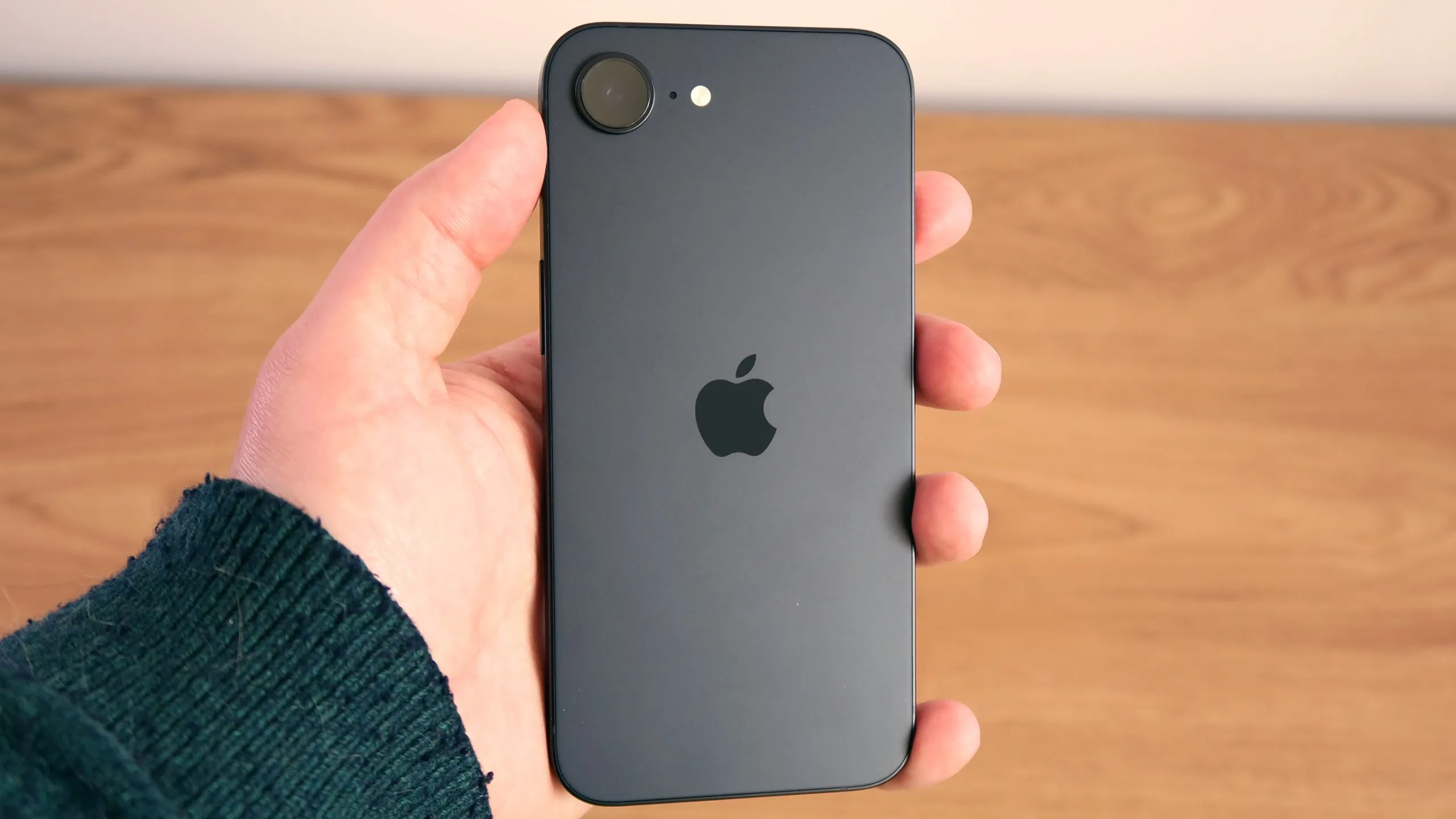iphone 17e Launch Date in India ( source : social media)