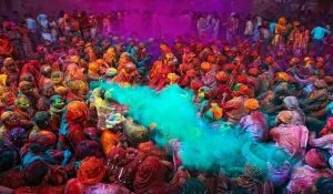 Holi Par Kaunse Rang Ashubh Hote Hain