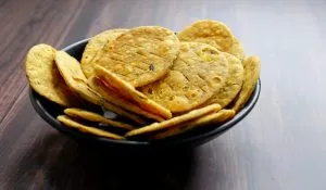 Healthy gujiya at home