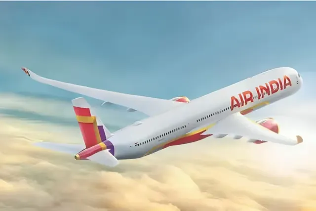 Flight Ticket price Hike on Holi (image: social media )