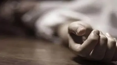 Husband and wife commit suicide