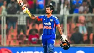 डबल सेंचुरी लगाकर भी टीम से हुए बाहर, मेंटल हेल्थ को लेकर छुट्टी मांगी तो उड़ा मजाक, अब सबसे बड़े हीरो बने ईशान किशन
