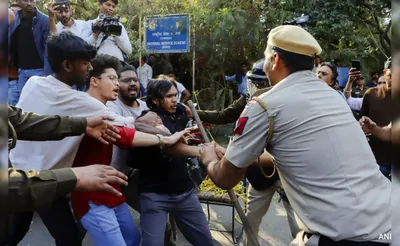 JNU Protest Student Police Clash