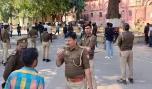 Lucknow University Namaz Row