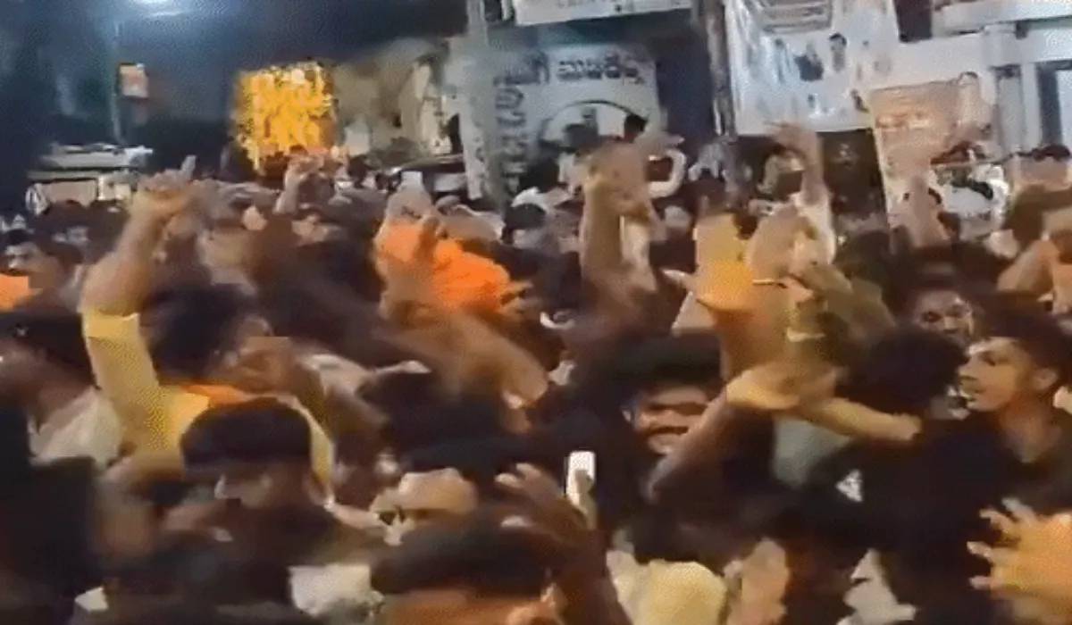 Shivaji Maharaj Jayanti Stone Pelting