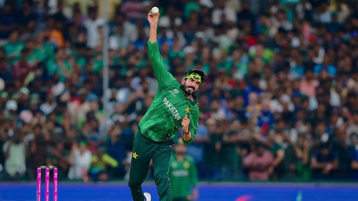 Suryakumar Yadav mimics Usman Tariq's Action