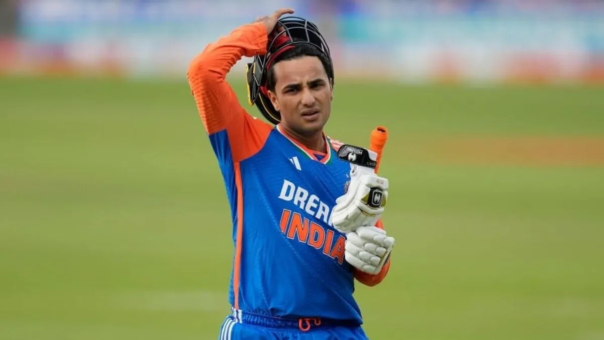 Suryakumar Yadav mimics Usman Tariq's Action