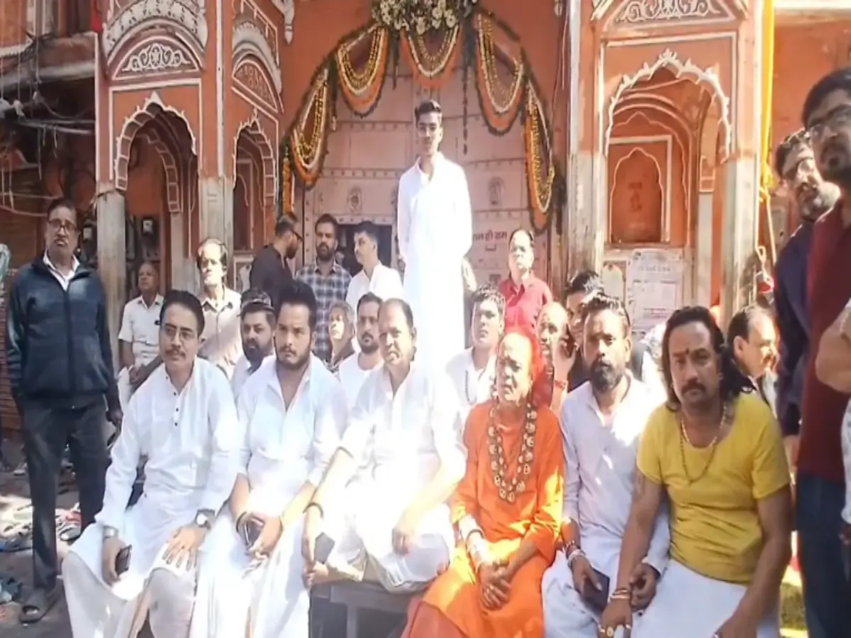 Jaipur Tadkeshwar Temple Fight