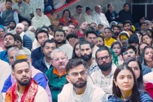 Virushka Meet Premanand Ji Maharaj