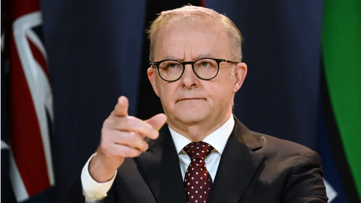 Australian PM Receives Threat
