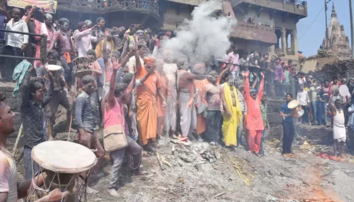Masaan Holi Date 2026
